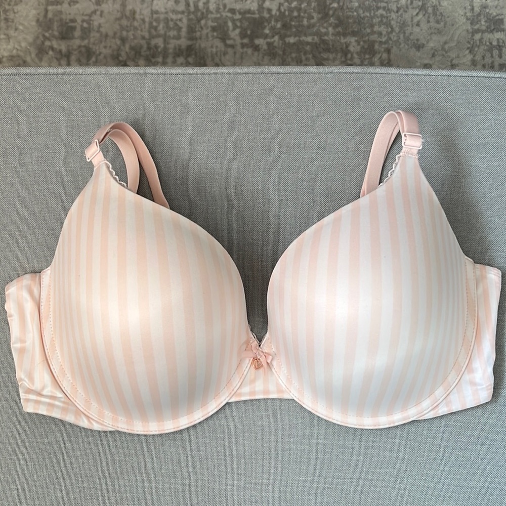 VS Push-Up Perfect Shape Bra / 38 D